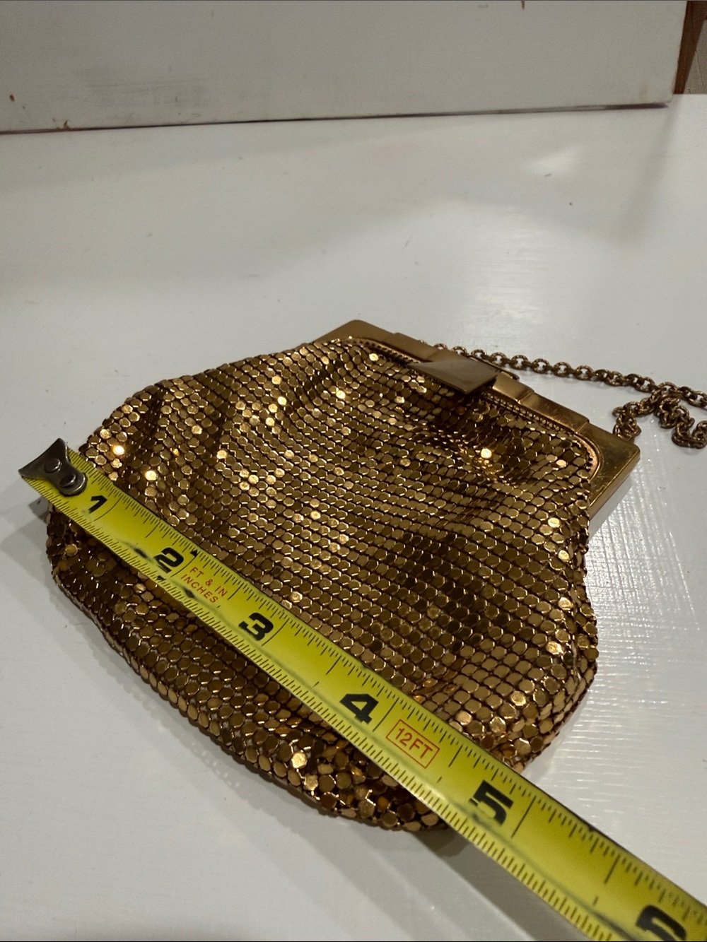 Whiting & Davis Gold Mesh Evening Wristlet with Chain 1920’s Vintage - Picture 6 of 10